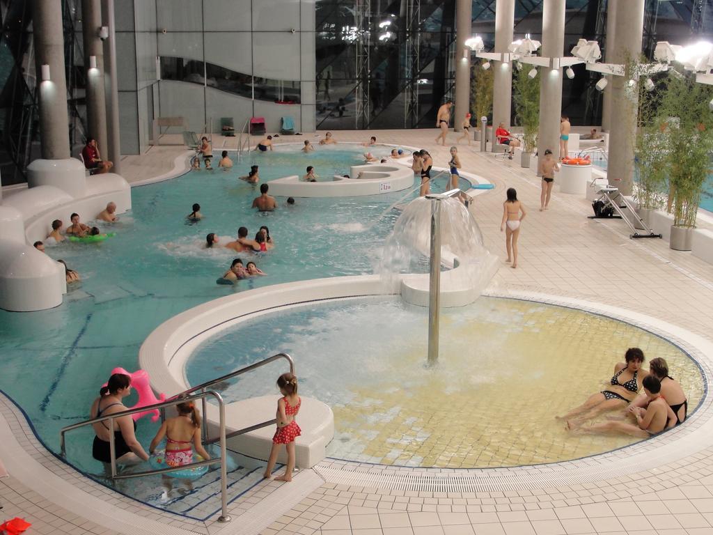 Hotel Solpark Kleszczow  Ngoại thất bức ảnh