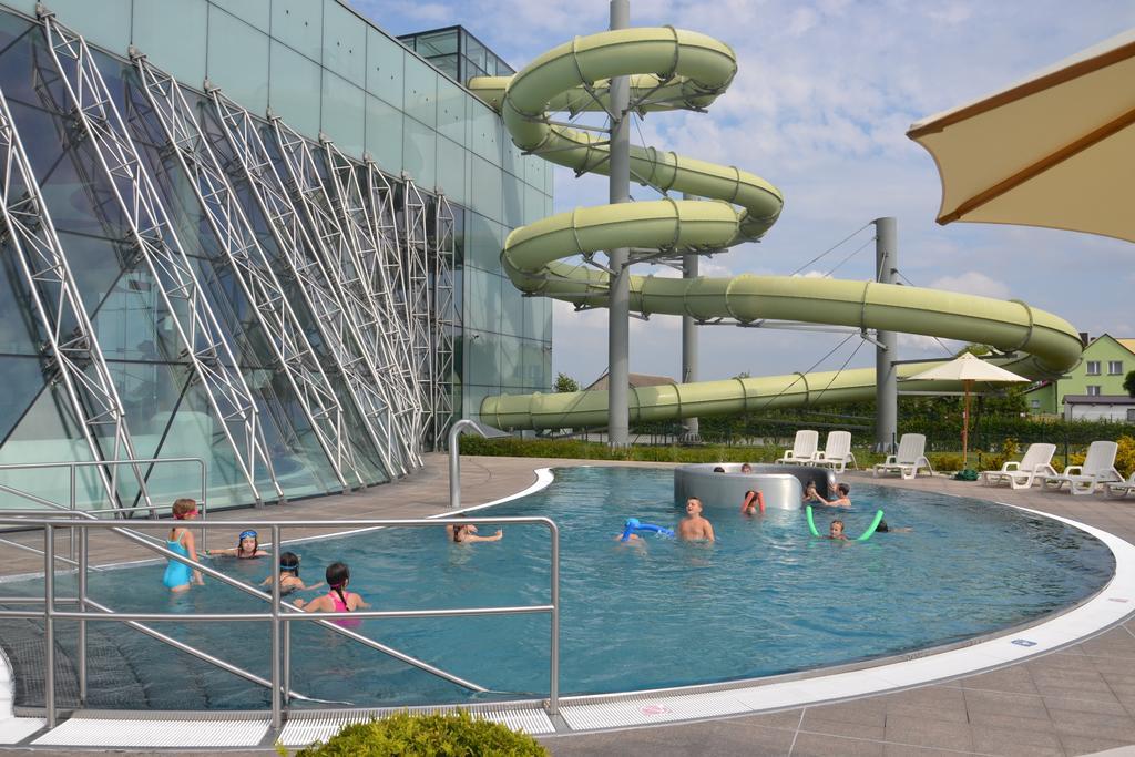 Hotel Solpark Kleszczow  Ngoại thất bức ảnh